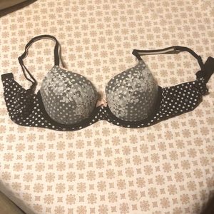 Victoria’s Secret body by Victoria lines demi bra